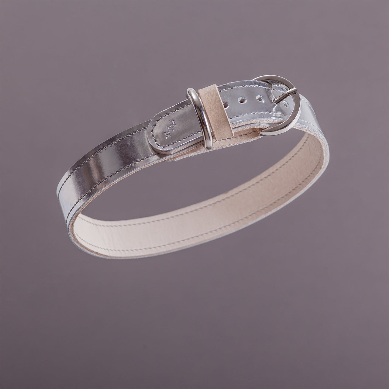 Moonshine Collar for dogs with shorter neck