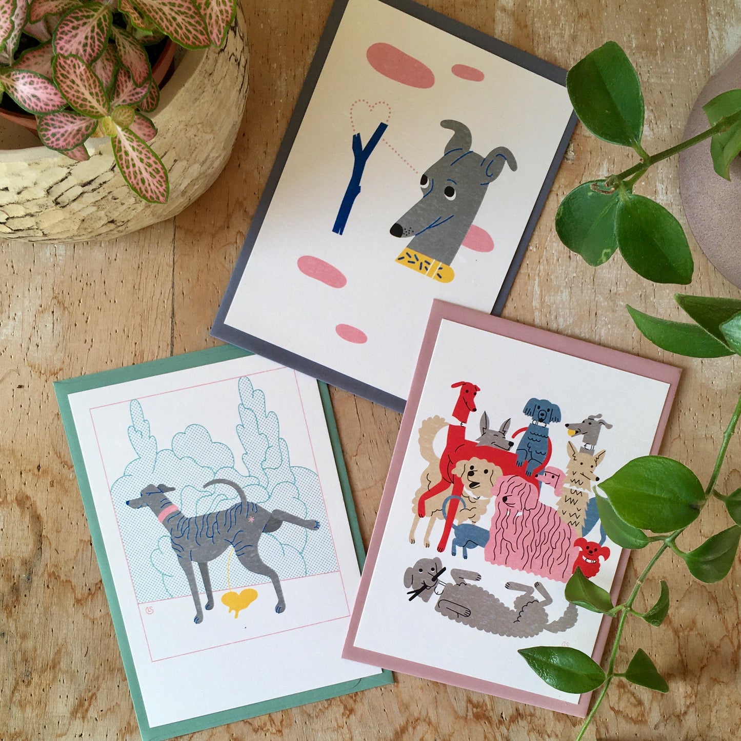 Doggie love Postcard Pack