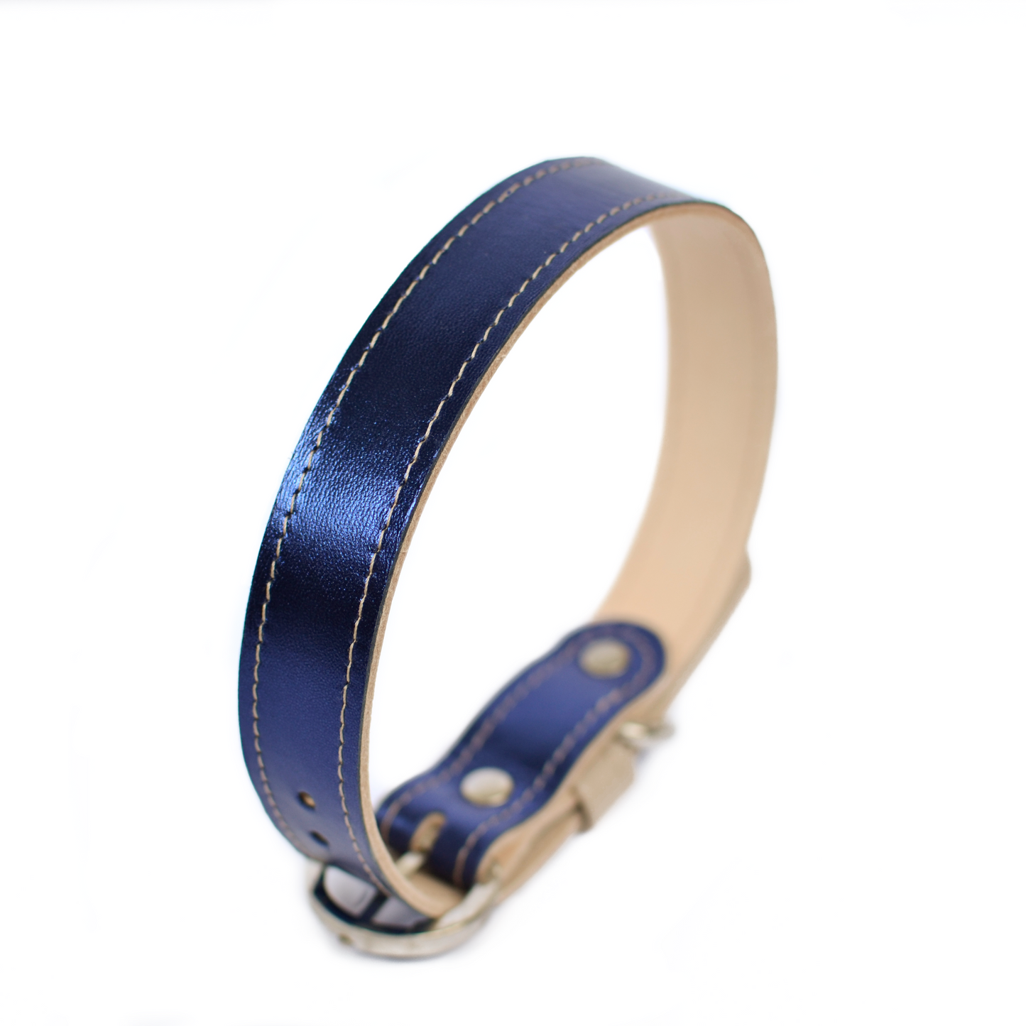 Moonshine Collar for dogs with shorter neck