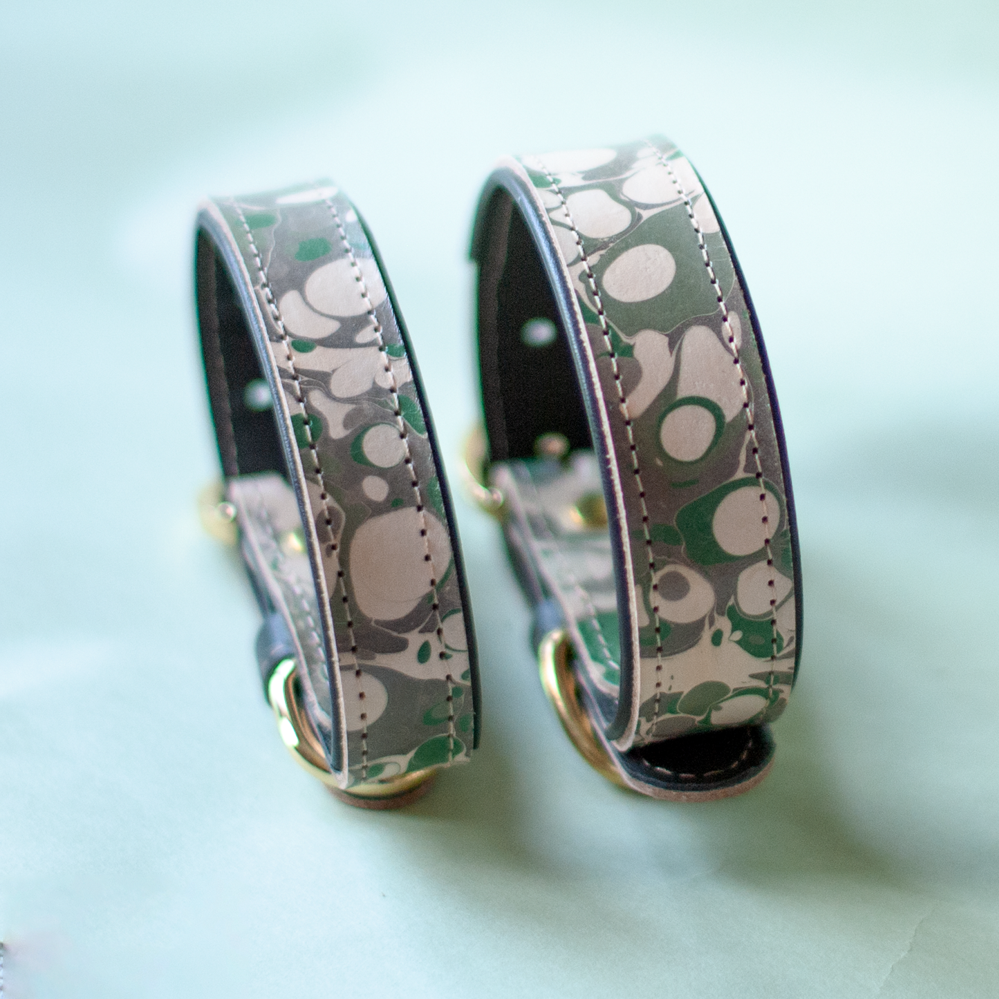 Márványos nyakörv