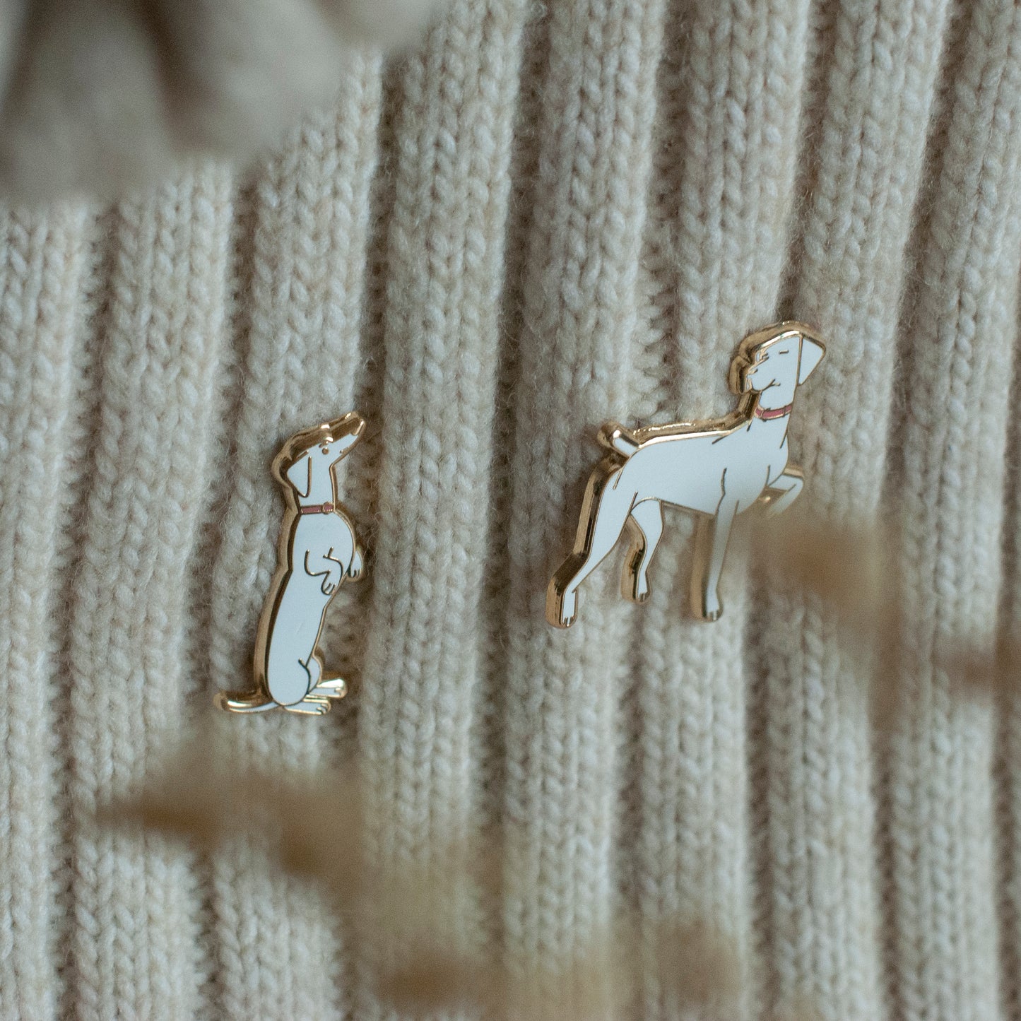 Madzag X Olovka Enamel Pin Collection